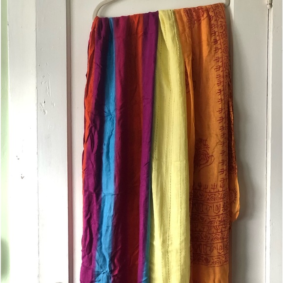 🌼𝟷𝟶/$𝟹𝟻🌼
 bundle 7 scarves - Picture 2 of 3